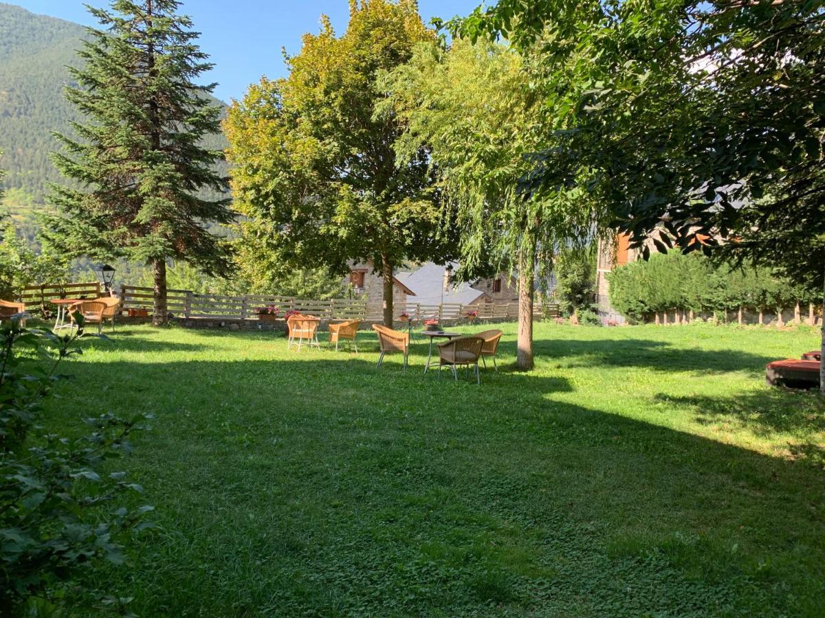 El Xalet De Tauell Hotel Rural Exteriér fotografie