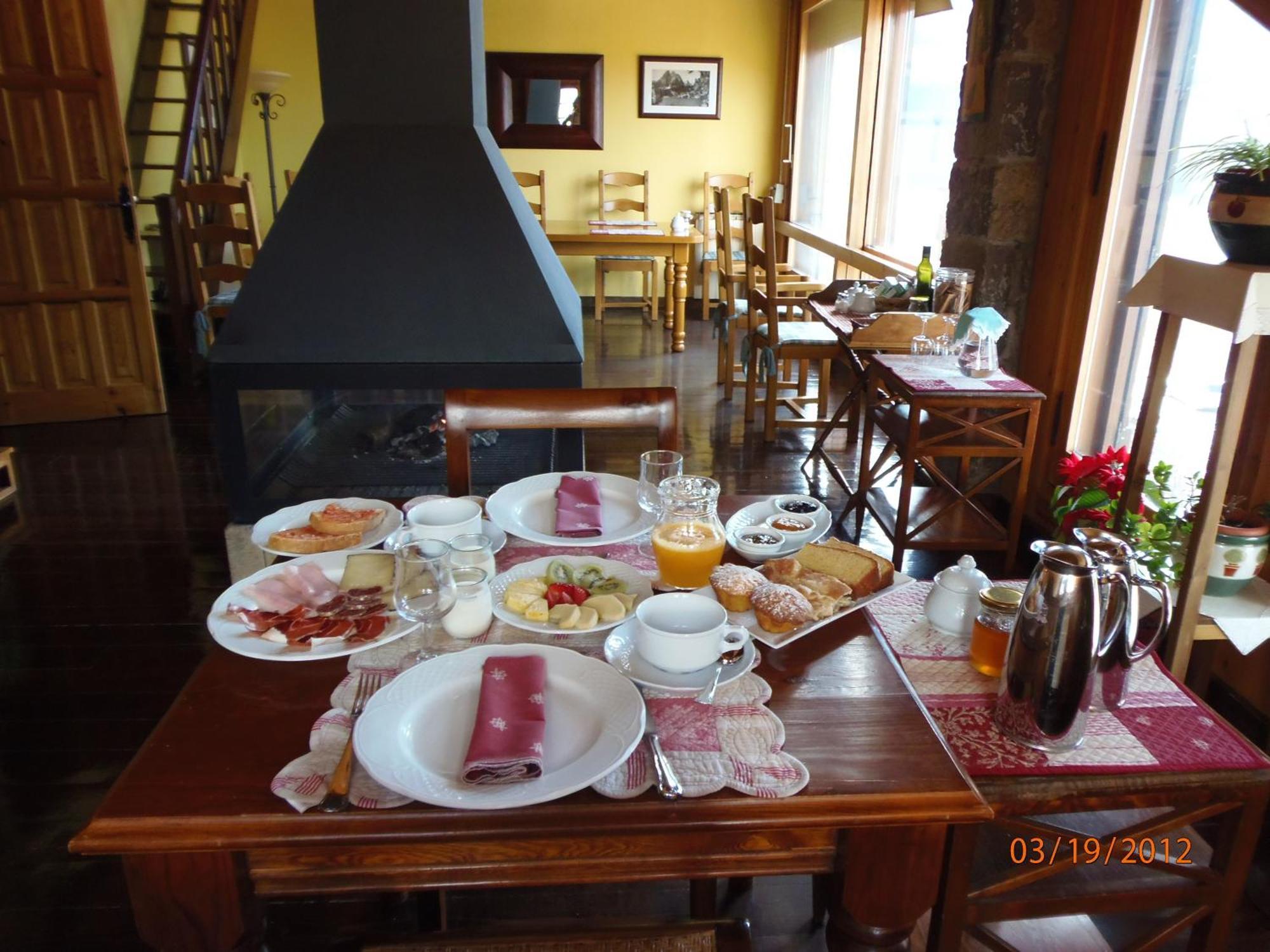 El Xalet De Tauell Hotel Rural Exteriér fotografie