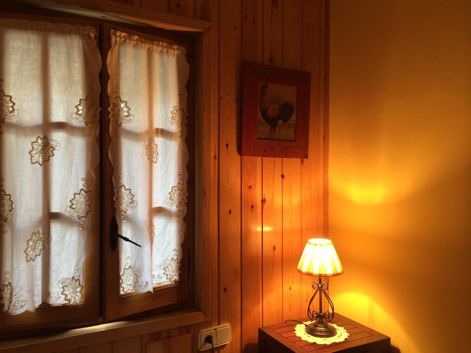 El Xalet De Tauell Hotel Rural Pokoj fotografie