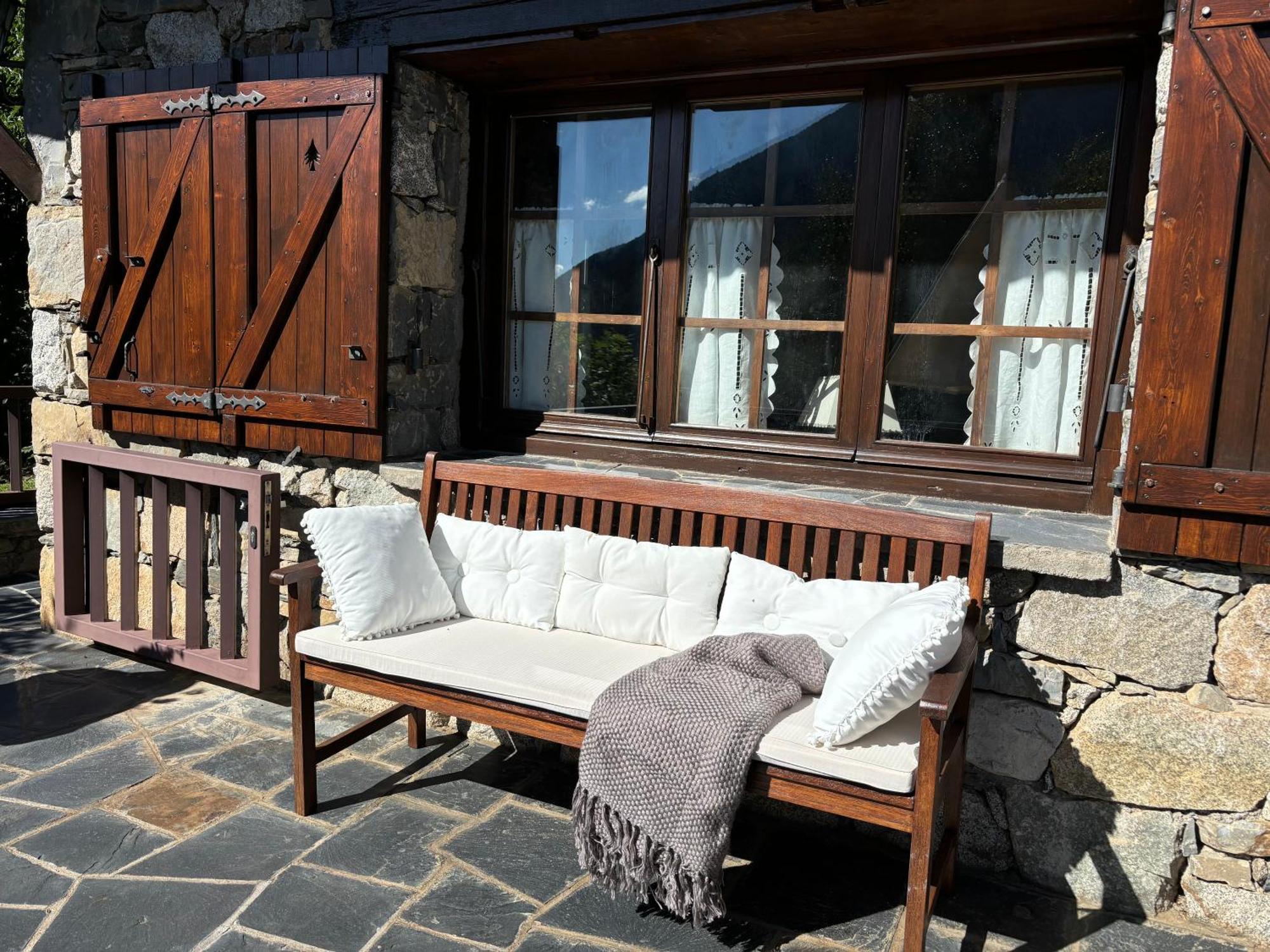 El Xalet De Tauell Hotel Rural Exteriér fotografie