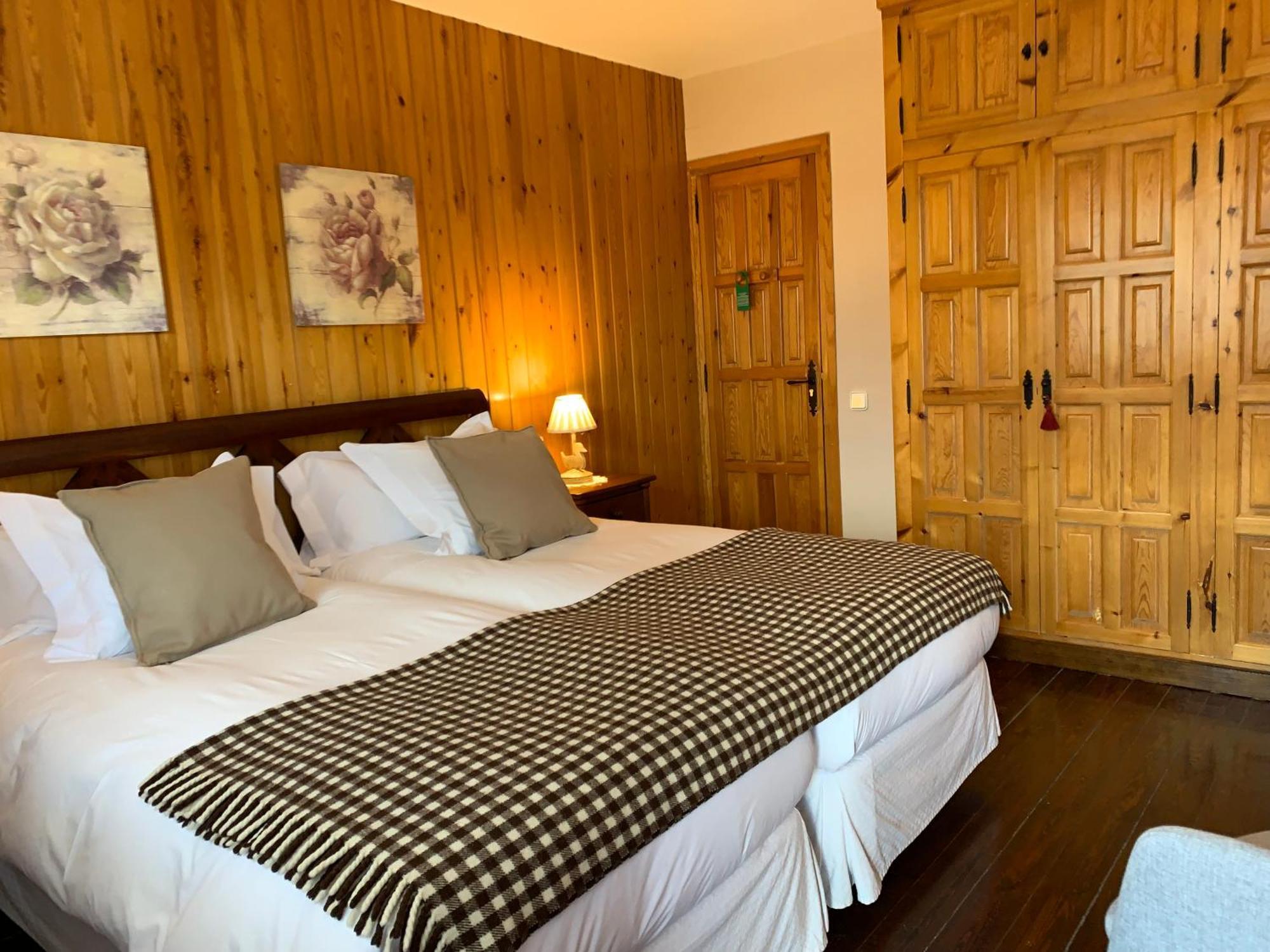 El Xalet De Tauell Hotel Rural Exteriér fotografie