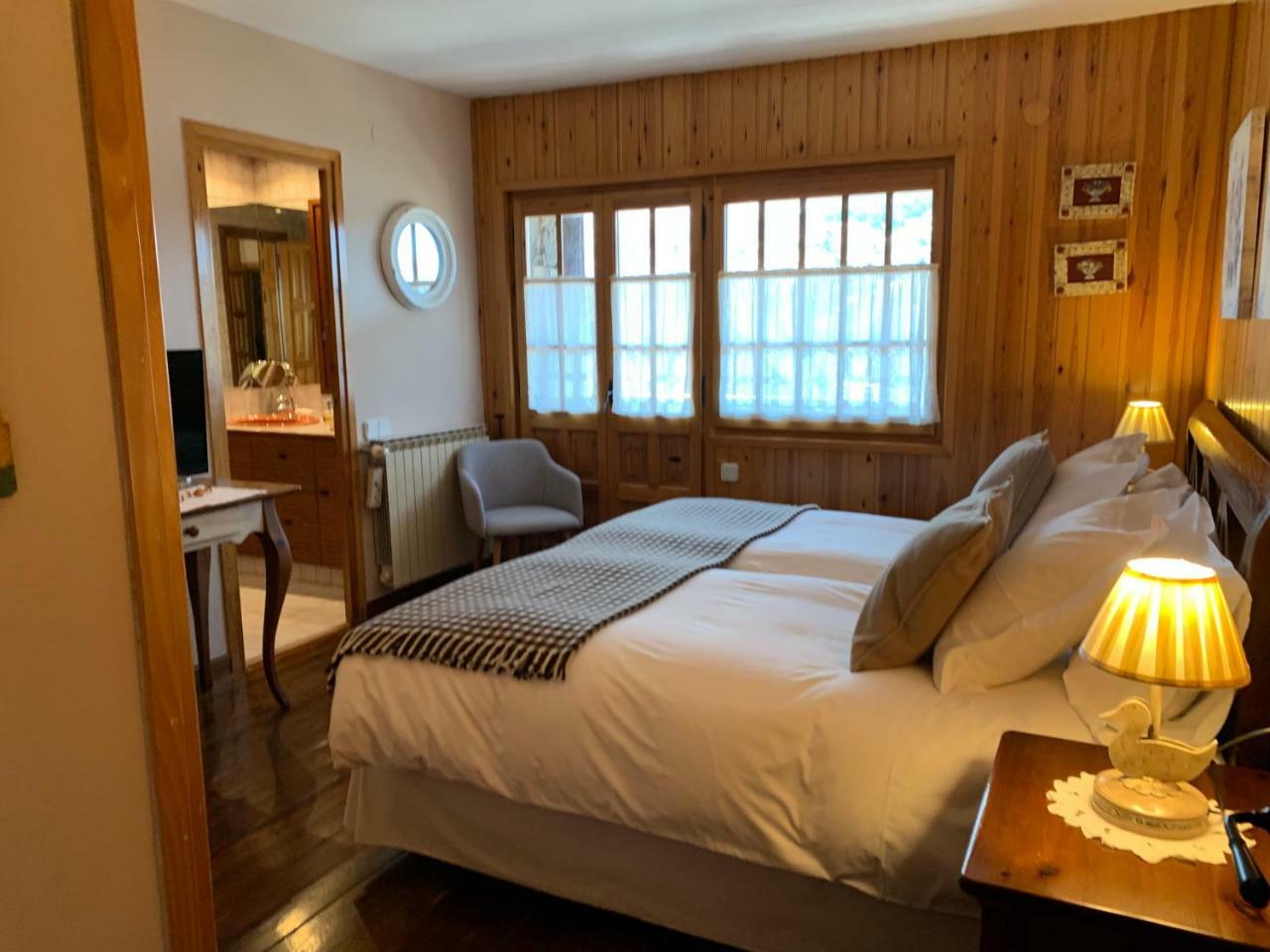 El Xalet De Tauell Hotel Rural Exteriér fotografie