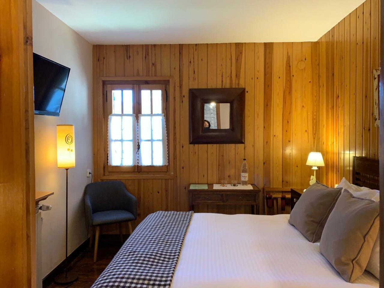El Xalet De Tauell Hotel Rural Exteriér fotografie