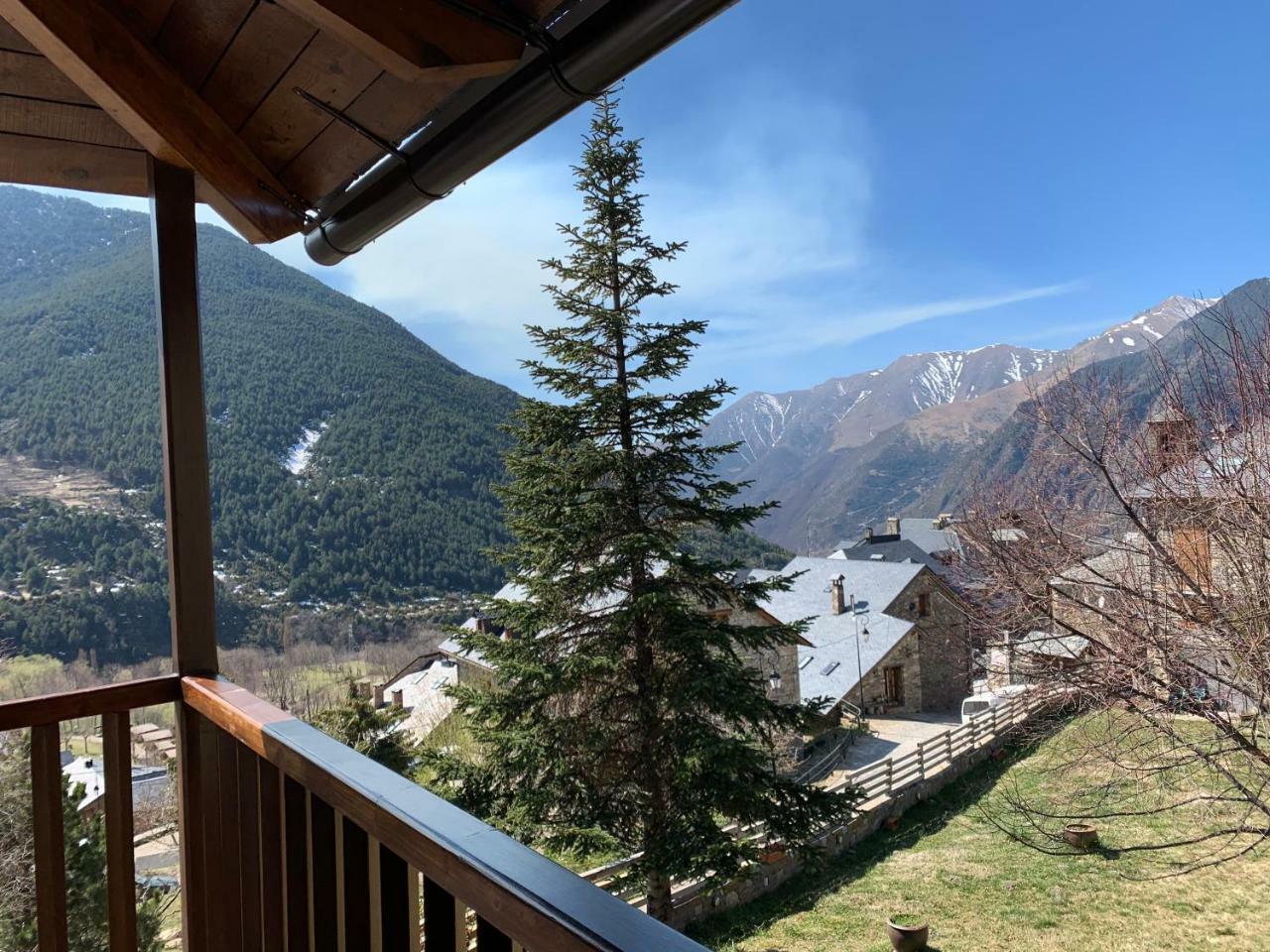 El Xalet De Tauell Hotel Rural Exteriér fotografie
