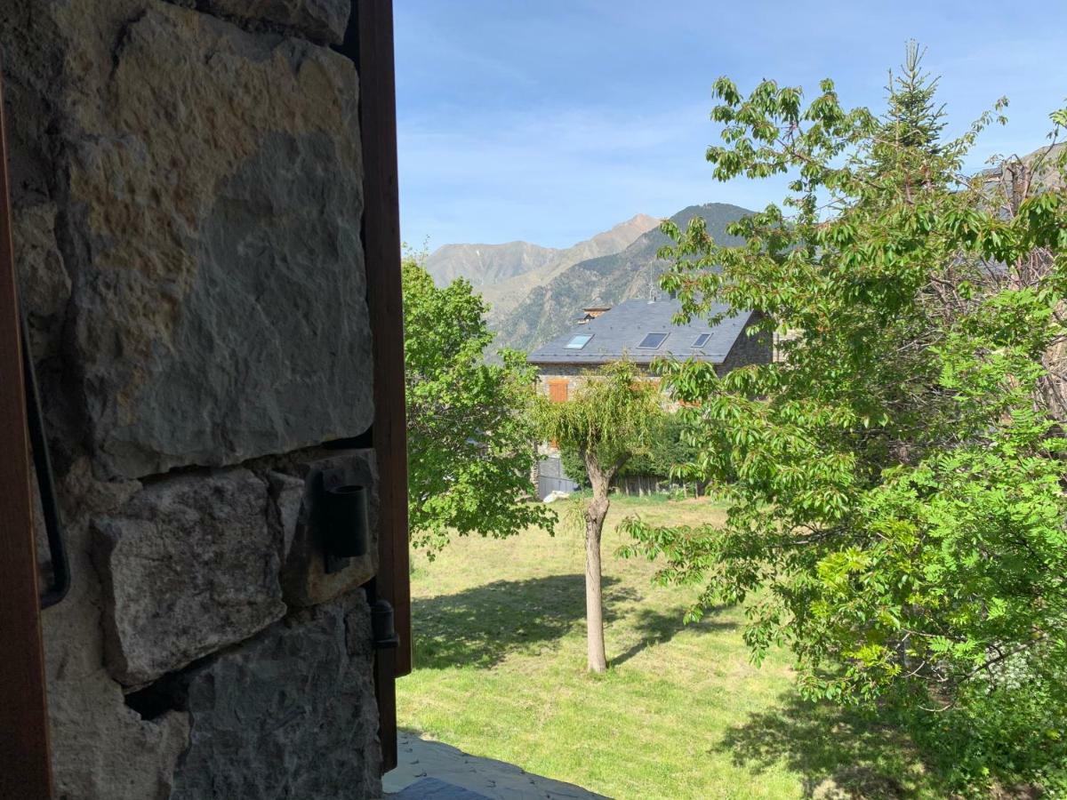 El Xalet De Tauell Hotel Rural Exteriér fotografie